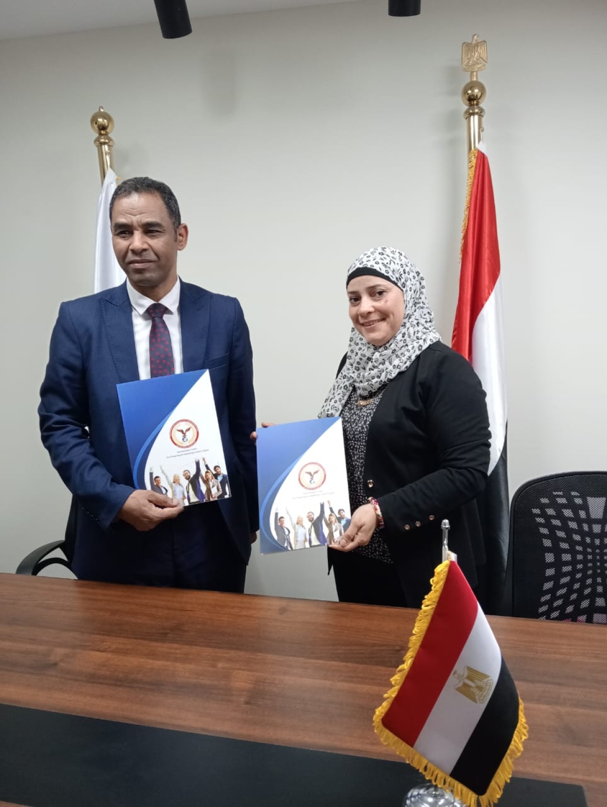 ابرام بروتكول تعاون مع جامعة النيل الاوروبية بالقاهرة 